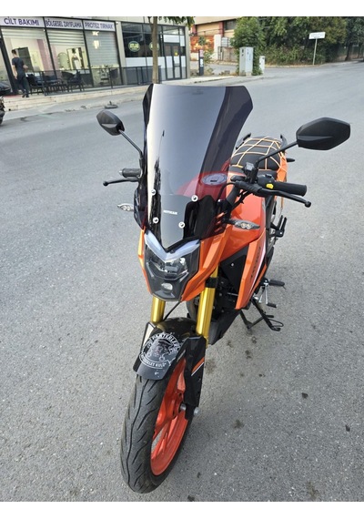 Motocam Arora Ars 200 Ön Cam 2022-2026 Model 46cm Siyah Renkli 4mm
