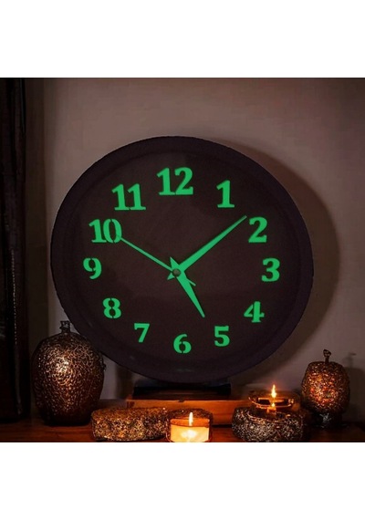 Fosforlu Gece Karanlıkta Parlayan Pembe Duvar Saati Çap 22 Cm Pembe