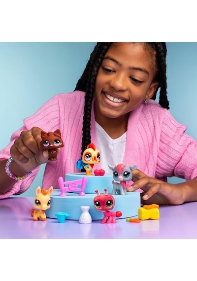 Littlest Pet Shop Minişler 5& 39 Li Figür Seti S1 - Minişler Çiftlikte