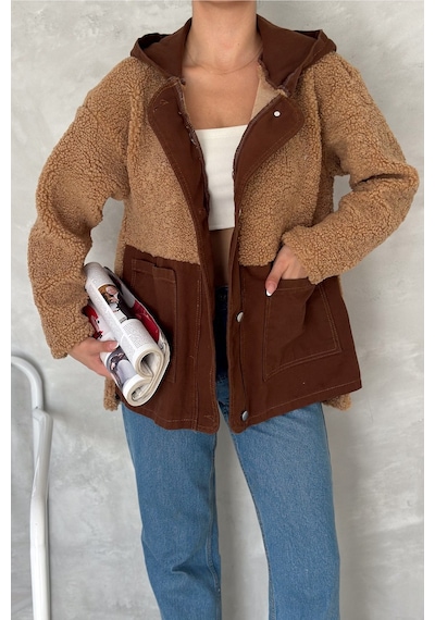 Femelle Kadın Kahverengi Çıtçıt Düğmeli Kapüşonlu Gabardin Peluş Ceket Koyu Kahverengi Femelle Kadın Kahverengi Çıtçıt Düğmeli Kapüşonlu Gabardin Peluş Ceket Koyu Kahverengi