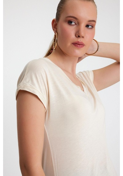 Kadın Bambu Kumaş V Yaka T-shirt Bej