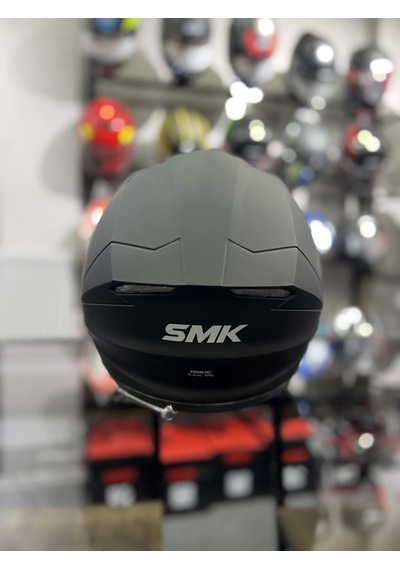 Stellar Mat Siyah Kapalı Kask Mat Siyah