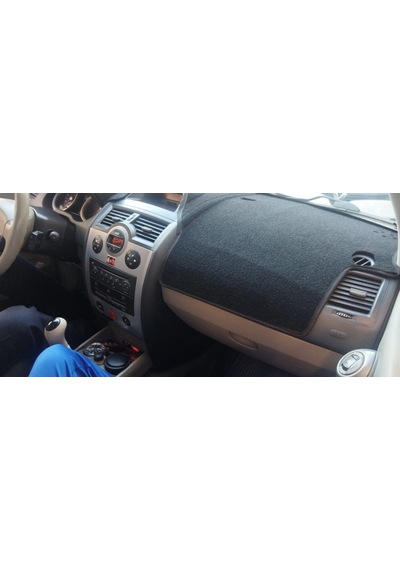 Renault Megane 2 Modellerine Uygun Torpido Koruma Halısı Siyah Kenar Renk Siyah