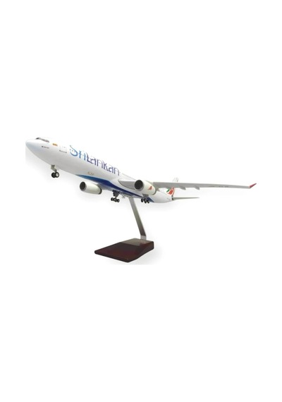 1/135 Ölçek Srilankan Airlines Airbus A330 Model Uçak Maketi 47 Cm