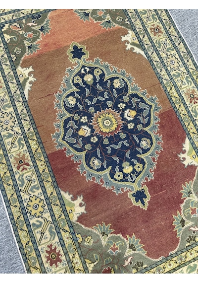 El Dokuma Bünyan Halısı 94x158 Eskitme Vintage Yeşil Kiremit Halı Yeşil