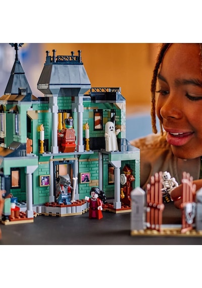 LEGO® Creator 3'ü 1 Arada Hayaletli Köşk 31167 - 9 Yaş ve Üzeri için Gemi ve Tren Olabilen Yaratıcı Oyuncak Yapım Seti (736 Parça)