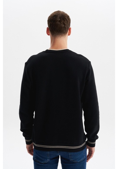 AR-MA Arma Erkek Regular Fit Örme Selanik Sweatshirt %65 Pamuk %35 Polyester, Karbon Fırçalı, Basic Bisiklet Yaka K30124698702 Siyah AR-MA Arma Erkek Regular Fit Örme Selanik Sweatshirt %65 Pamuk %35 Polyester, Karbon Fırçalı, Basic Bisiklet Yaka K30124698702 Siyah