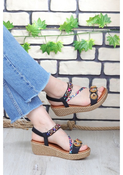Vojo Daisy Rahat Taban Taş Boncuk Detaylı Kadın Sandalet 267800001858 01 Siyah Siyah