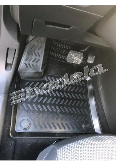 Havuzlu Paspas Ford Kuga 2019-21 Özel Üretim Kaucuk 3D