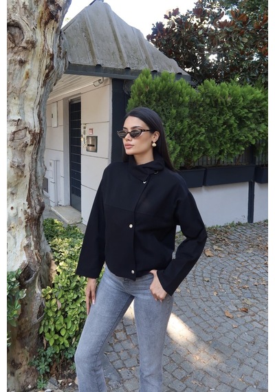Kechi Woman Gabardin Kumaş Dik Yaka Çıtçıtlı Ceket Siyah