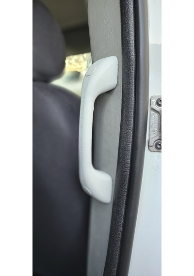 Renault Trafic Yolcu Tutamağı Özel Tasarım İç Tutamak Aparatı Gri