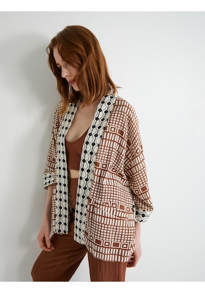 Koton Oversize Kimono Viskon Keten Karışımlı Yarım Kollu Cepli Kahverengi Desenli 4sak50025ew Kahverengi