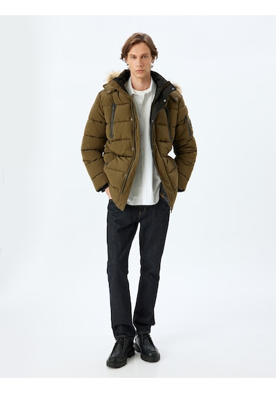 Koton Şişme Mont Suni Kürklü Kapşonlu Etiket Detaylı Slim Fit Fermuarlı Yeşil 5wam00006hw Yeşil Koton Şişme Mont Suni Kürklü Kapşonlu Etiket Detaylı Slim Fit Fermuarlı Yeşil 5wam00006hw Yeşil