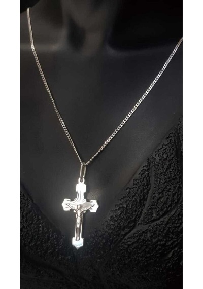 Cross 925 Ayar Gümüş Sevgiliye,anneye,eşe,arkadaşa Hediye Kolye