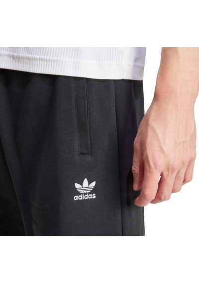 Iy8520-e Adidas Ess Sho Erkek Şort Ve Kapri Siyah Iy8520-e