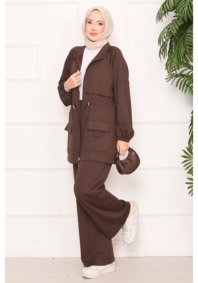 Butik Kadın Kahve Fermuarlı Cep Detaylı Tesettür Eşofman Takımı Kahverengi Kahverengi Butik Kadın Kahve Fermuarlı Cep Detaylı Tesettür Eşofman Takımı Kahverengi Kahverengi