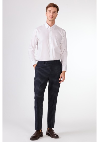 Dufy Lacivert Çizgili Kruvaze Slim Fit Takım Elbise Lacivert Dufy Lacivert Çizgili Kruvaze Slim Fit Takım Elbise Lacivert
