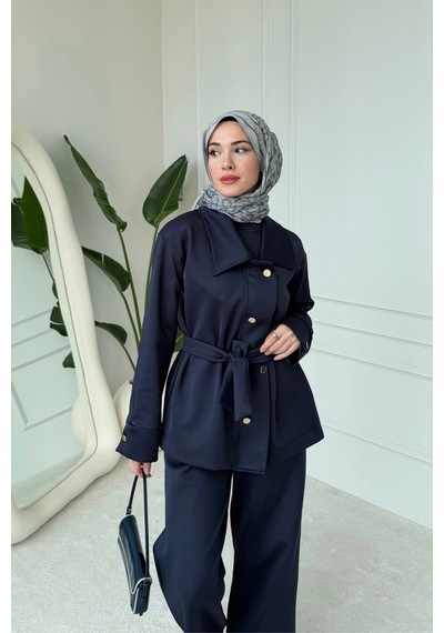 Mihran Butik Sophie Model Bel Kemer Ve Düğme Detaylı Kadın Takım Lacivert Lacivert