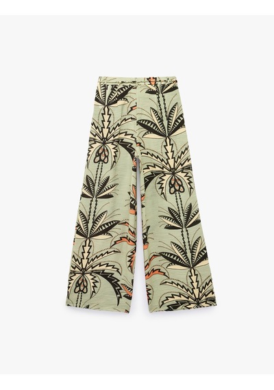 Koton Viskon Kumaş Pile Detaylı Cepli Kemerli Floral Desenli Geniş Paça Pantolon Yeşil Desenli 6sak40202ew