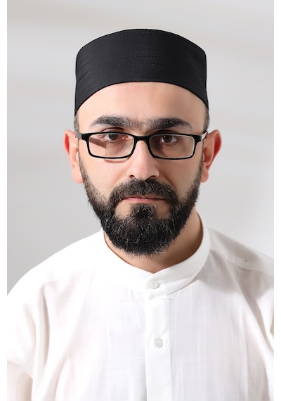 Siyah Kapitone Elif Vav Nakışlı Kalıp Namaz Takkesi Siyah