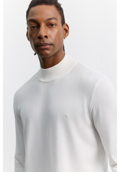 Avva Erkek Ekru Yarım Balıkçı Yaka Rayon Tüylenmeyen Basic Regular Fit Triko Kazak B005151