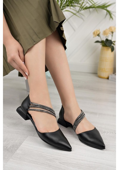 Nesilshoes Nesil Shoes Desca 557 Siyah Yanı Açık Taş Detaylı Kadın Ayakkabı