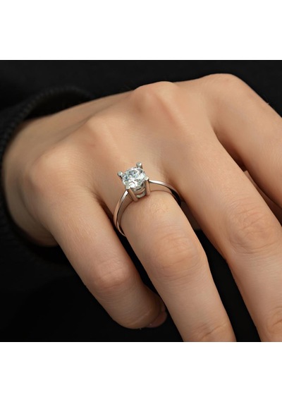 4 Tırnak Swarovski Taşlı Gümüş Yüzük