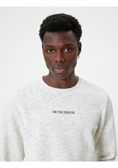 Koton Slogan İşlemeli Sweatshirt Dokulu Bisiklet Yaka Uzun Kollu Beyaz 5wam70031mk Beyaz