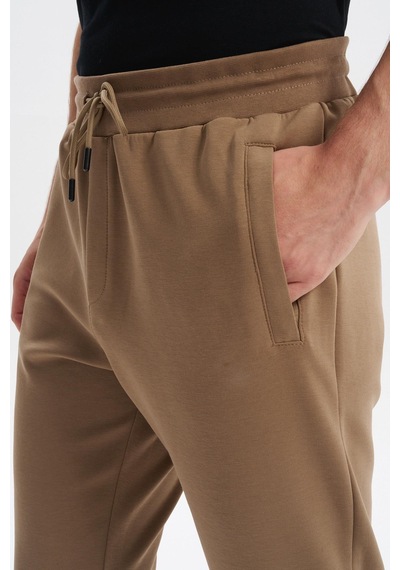 AR-MA Arma Erkek Slim Fit Örme Interlok Basic Dar Paça Eşofman Altı Arka Ve Yan Fleto Fermuar Cepli Paçalar Ribanalı %80 Pamuk %14 Polyester %6 Elastane K30174998902 Gri Açık AR-MA Arma Erkek Slim Fit Örme Interlok Basic Dar Paça Eşofman Altı Arka Ve Yan Fleto Fermuar Cepli Paçalar Ribanalı %80 Pamuk %14 Polyester %6 Elastane K30174998902 Gri Açık