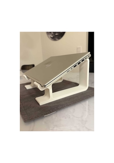 Ergonomik Laptop Standı Beyaz Notebook Yükseltici İki Parçalı Masaüstü Bilgisayar Altlığı Beyaz Ergonomik Laptop Standı Beyaz Notebook Yükseltici İki Parçalı Masaüstü Bilgisayar Altlığı Beyaz