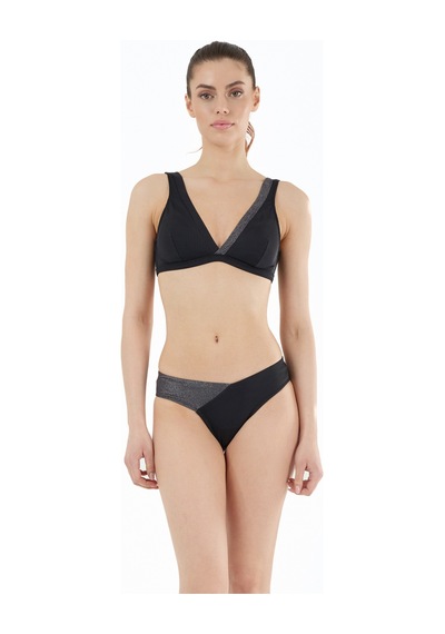Louren Kadın Siyah Dokulu Simli Detaylı Çıkarılabilir İnce Kaplı Uzun Üçgren Bikini Takımı Siyah Louren Kadın Siyah Dokulu Simli Detaylı Çıkarılabilir İnce Kaplı Uzun Üçgren Bikini Takımı Siyah