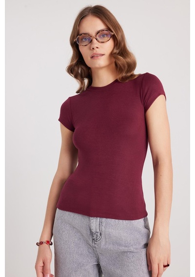 Tudors Kadın Regular Fit Klasik Kesim Bisiklet Yaka Viskon Kumaş Ultra Soft Bordo Tişört-37793 Bordo