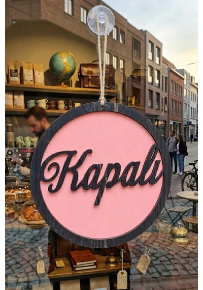 Üç Katlı El Yazılı Modern Açık/kapalı Tabelası - Pembe