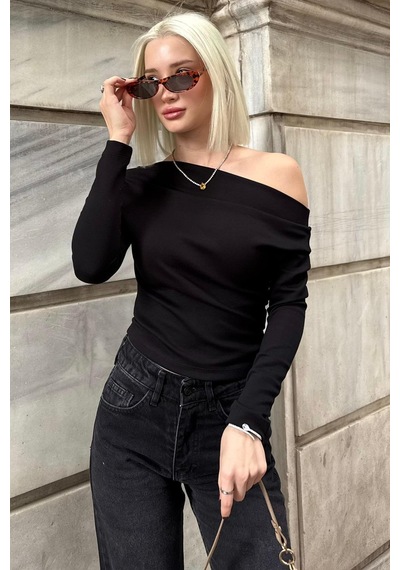 Seeh Siyah Kadın Off Shoulder Uzun Kollu Bluz Sh327