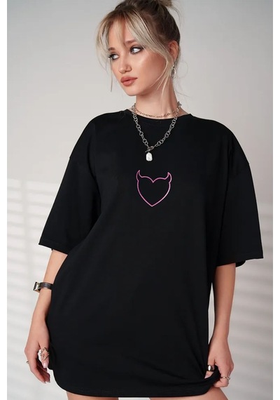 Unisex Şeytan Kalp Baskılı Oversize Tshirt Siyah