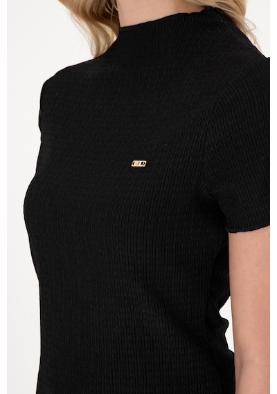 U.S. Polo Assn. Kadın Siyah Dik Yaka Tişört 50312951-VR046