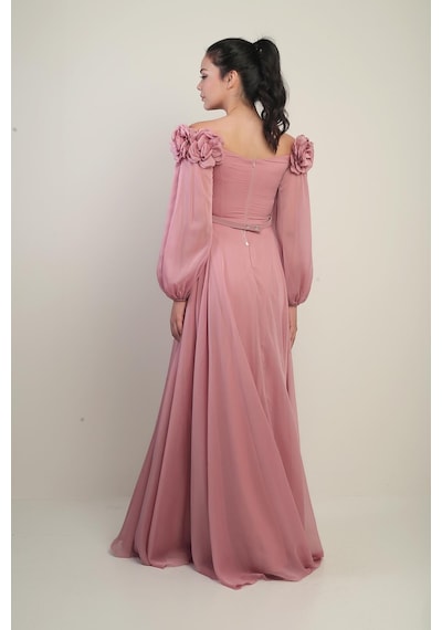 By Saygı Kadın Çiçekli Madonna Yaka Kemerli Astarlı Şifon Uzun Elbise-41106 Pudra