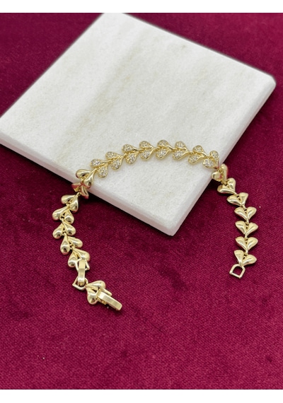 Parlak Ve Taşlı Kalp Figürlü Gold Bileklik Gold