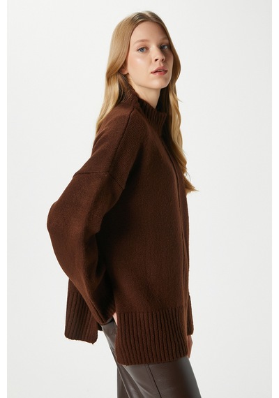 Ritnice Kadın Wonder Yumuşacık Dik Yaka Kahverengi Yırtmaçlı Oversize Triko Kazak Kahverengi