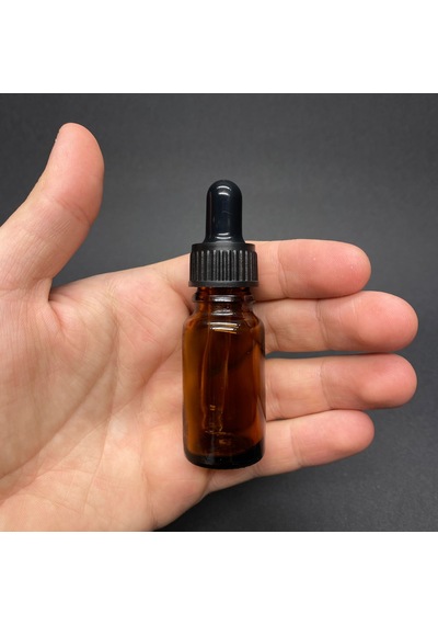 Kahverengi Cam Damlalıklı Şişe  Siyah Plastik Kapak  10 ML