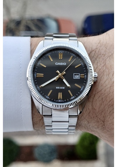 Casio Csıste3 Erkek Kol Saati