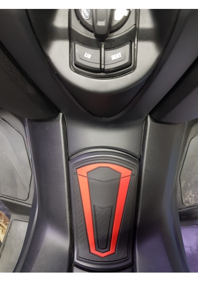 Yamaha Xmax 2018/2022 Kauçuk Depo Pedi