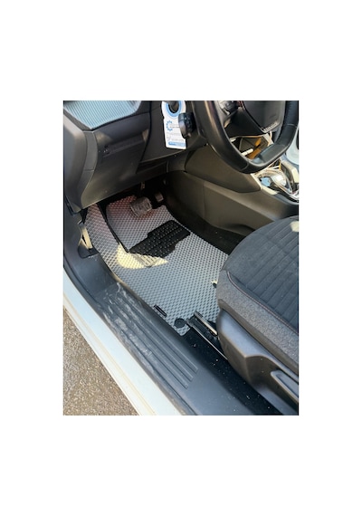 Peugeot 2008 2020 Sonrası Görseldeki Gibi Gelmektedir
