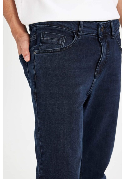 DeFacto Sergio Regular Fit Normal Kalıp Normal Bel Boru Paça Jean Pantolon	 W7086AZ24AUNM83