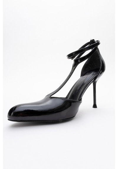 Luvishoes Luvi Shoes Jon Siyah Rugan Kadın İnce Topuklu Ayakkabı Siyah Rgn Siyah