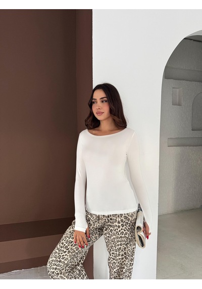 Elaxi Kadın Kayık Yaka Parmak Geçmeli Uzun Kollu Full Likralı Pamuk Viskon Buzzy Body Tişort Beyaz Elaxi Kadın Kayık Yaka Parmak Geçmeli Uzun Kollu Full Likralı Pamuk Viskon Buzzy Body Tişort Beyaz