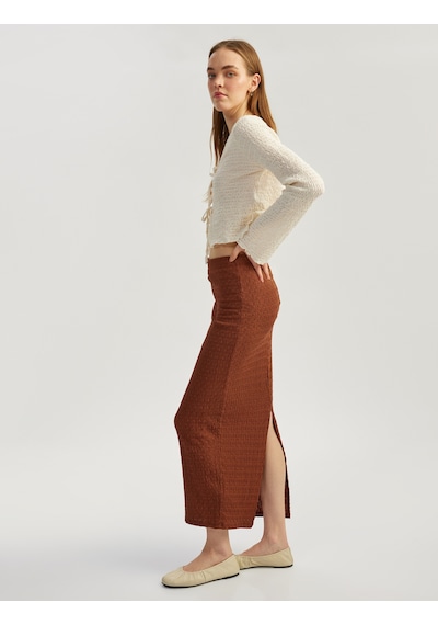 Koton Yüksek Bel Slim Fit Yırtmaç Detaylı Astarlı Midi Kalem Etek Kahverengi 5sal70006ık Kahve Koton Yüksek Bel Slim Fit Yırtmaç Detaylı Astarlı Midi Kalem Etek Kahverengi 5sal70006ık Kahve