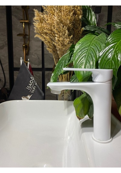 İsaoğlu Yapı Beyaz Lavabo Bataryası Beyaz Banyo Musluğu Mat Beyaz Lavabo Musluk Kare Modern Tasarım Beyaz