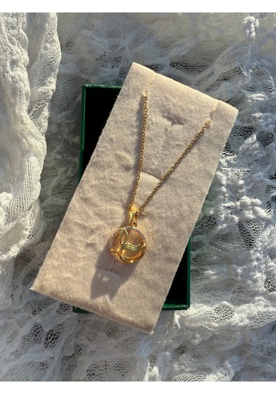 Leaf Harmony Pendant Altın