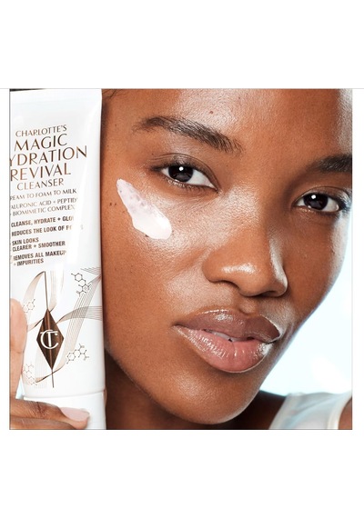 Charlotte Tilbury Magic Revival Cleanser - Yüz Temizleyicisi 120 Ml